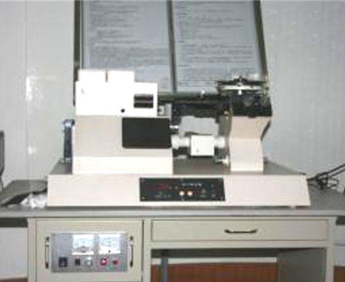 Large metallurgical microscope
